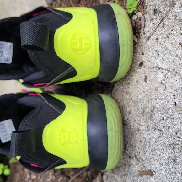 Adidas Running Shoe - Picture 3 of 10